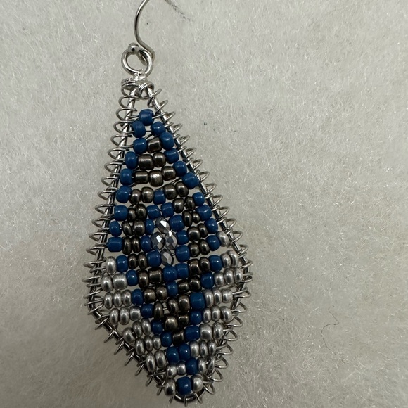 Earrings - Picture 2 of 5